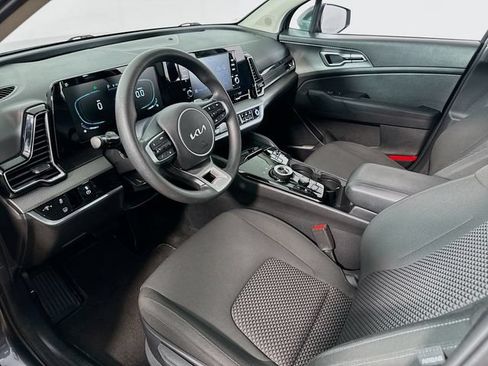 Used 2023 Kia Sportage LX AWD/4WD image 10