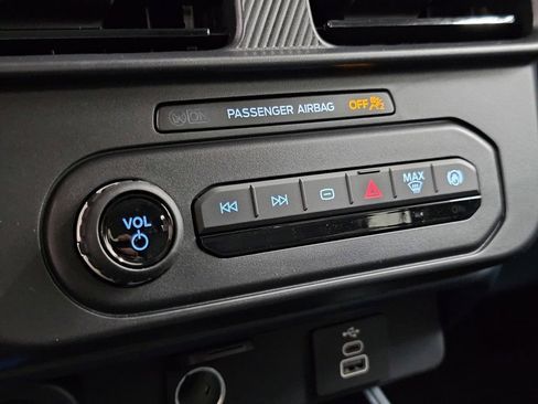 New 2026 Ford Maverick XLT w/ Black Appearance Package AWD/4WD image 18