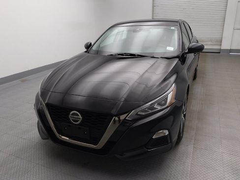 Used 2022 Nissan Altima 2.5 SR AWD/4WD image 15