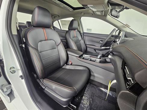 New 2025 Nissan Sentra SR w/ SR Premium Package image 14