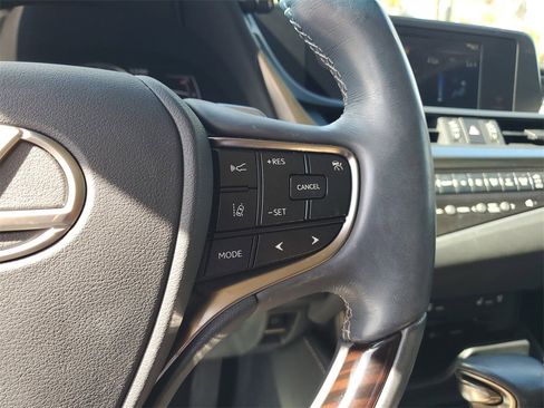 Used 2019 Lexus ES 350 image 37