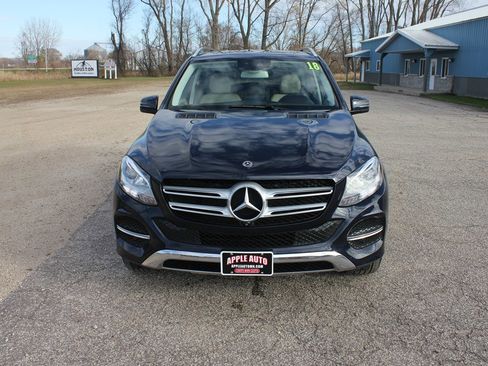 Used 2018 Mercedes-Benz GLE 350 4MATIC image 3