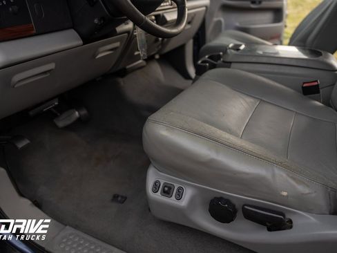 Used 2006 Ford F250 Lariat image 27