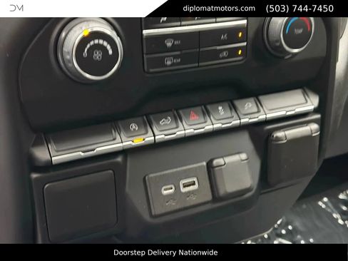 Used 2022 Chevrolet Silverado 1500 Custom image 26