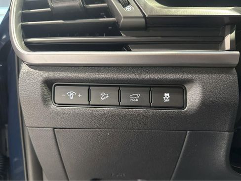 Used 2025 Kia Telluride S image 33