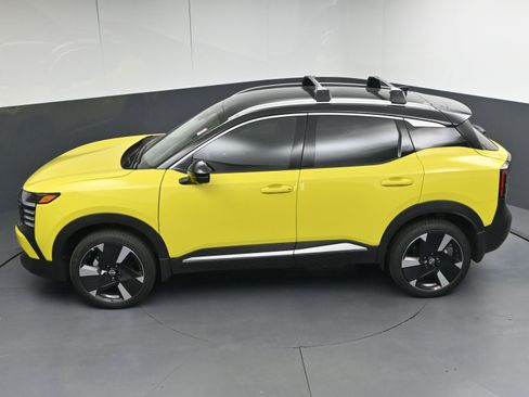 Used 2026 Nissan Kicks SR image 37