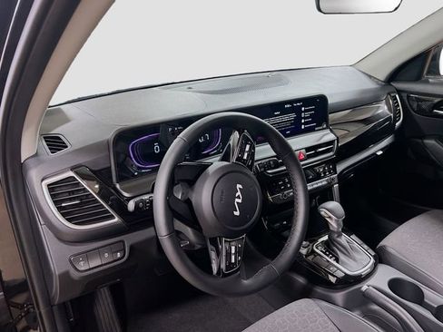 New 2026 Kia Seltos S FWD image 9