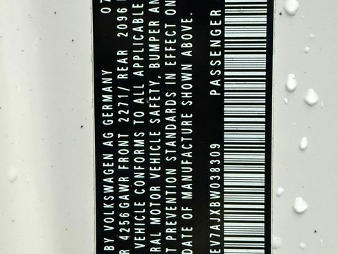 Used 2011 Volkswagen GTI Autobahn image 32