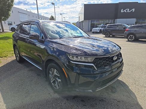 Used 2021 Kia Sorento S FWD image 1