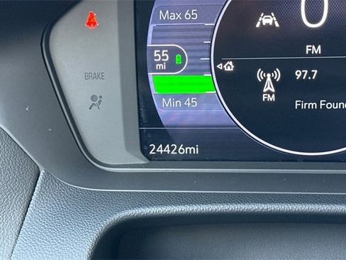 Certified 2022 Chevrolet Bolt EUV LT w/ Comfort Package image 39