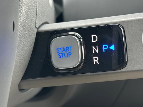 New 2026 Hyundai Ioniq 9 SE AWD/4WD image 24
