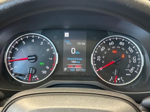 Used 2022 Toyota RAV4 XLE image 28