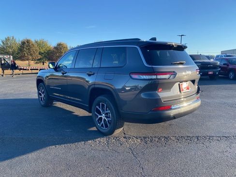 New 2025 Jeep Grand Cherokee L Limited w/ Luxury Tech Group II image 5