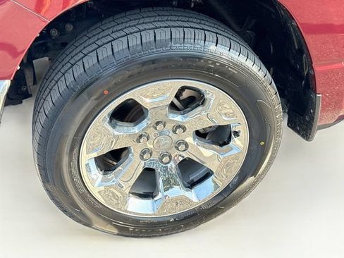 Used 2022 RAM 1500 Big Horn AWD/4WD image 36