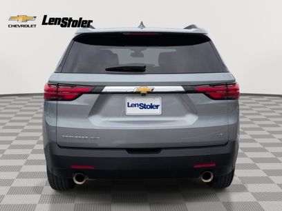 Used 2023 Chevrolet Traverse LT