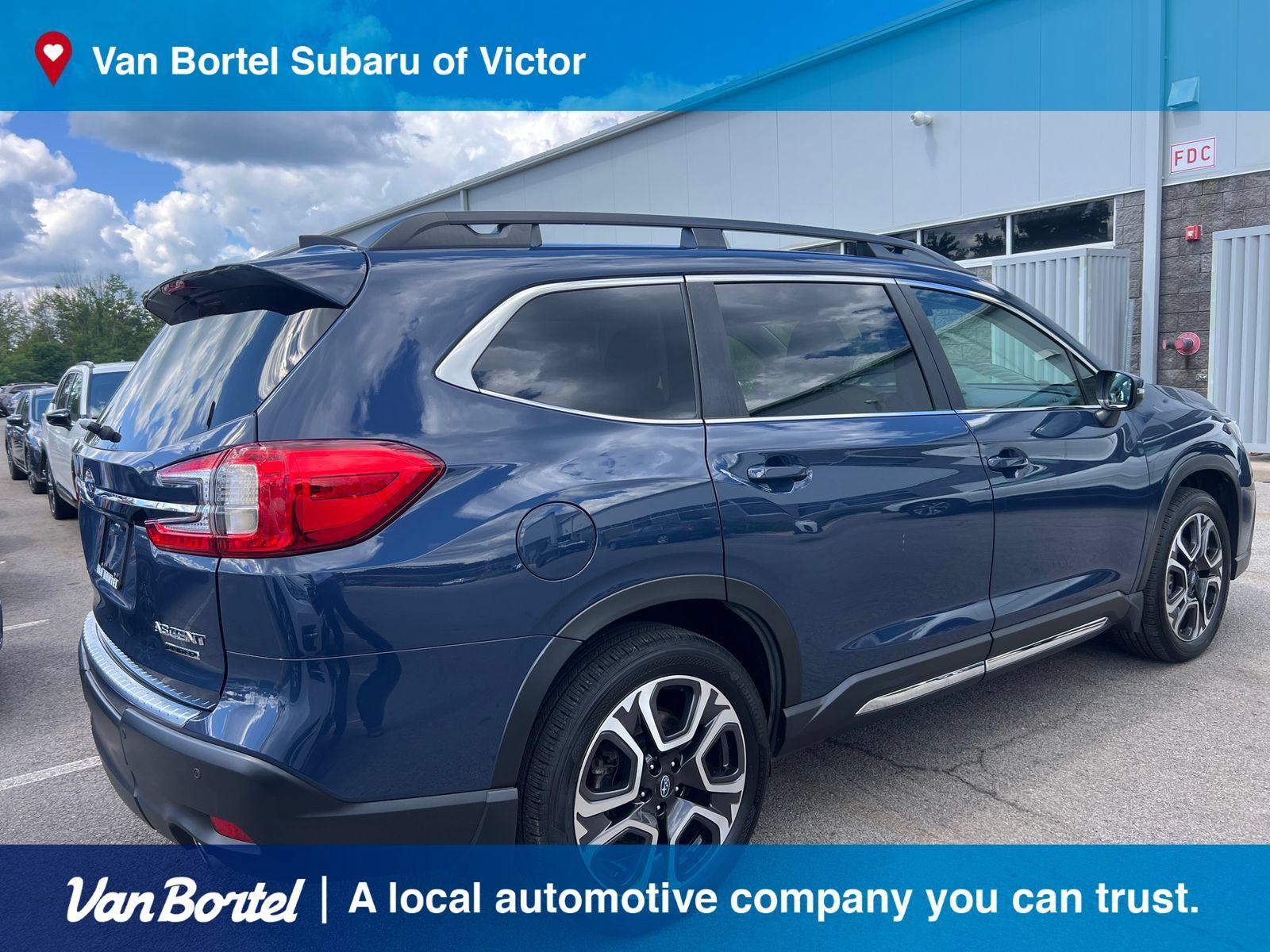 Certified 2023 Subaru Ascent Limited AWD/4WD image 6