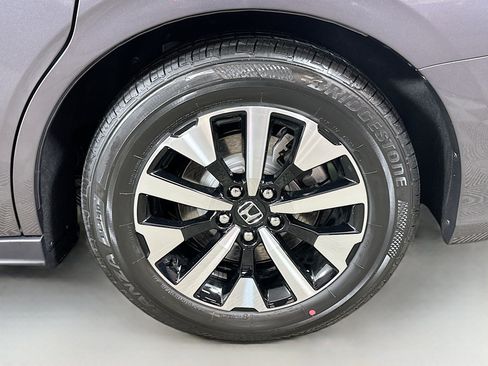 Certified 2026 Honda Odyssey EX-L image 30