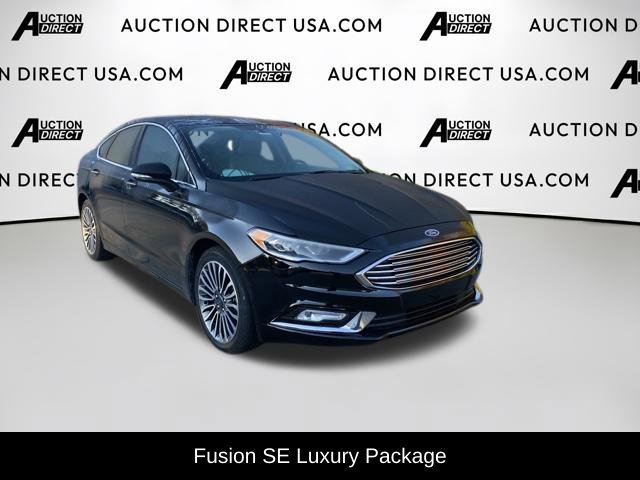 Used 2017 Ford Fusion SE w/ Fusion SE Technology Package FWD image 5