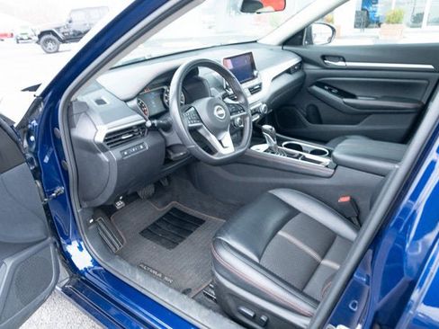 Used 2024 Nissan Altima 2.5 SR image 15
