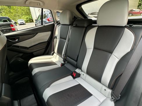 Used 2023 Subaru Crosstrek 2.5i Limited AWD/4WD image 13