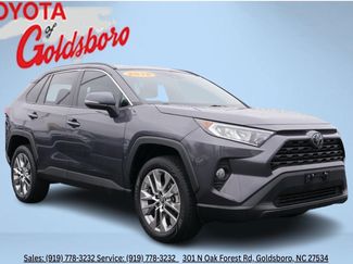 Used 2019 Toyota RAV4 XLE Premium video 1