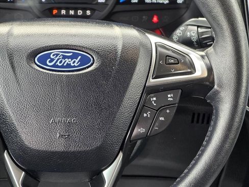 Used 2024 Ford Edge Titanium image 16