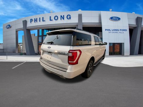 Used 2019 Ford Expedition Max XLT w/ Equipment Group 202A AWD/4WD image 5