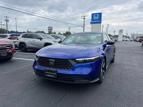 Used 2023 Honda Accord Sport image 1