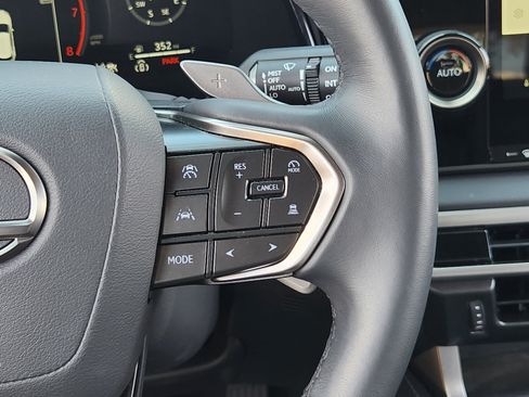 Used 2025 Lexus RX 350 FWD w/ Technology Package image 23