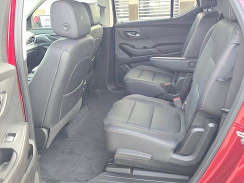 Used 2020 Chevrolet Traverse Premier image 12