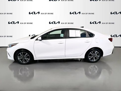 Certified 2024 Kia Forte LXS FWD image 5