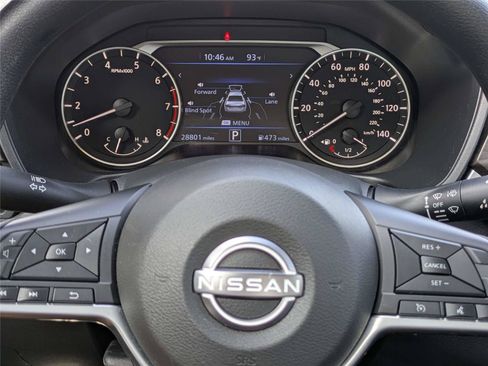 Used 2025 Nissan Altima 2.5 SV FWD image 27