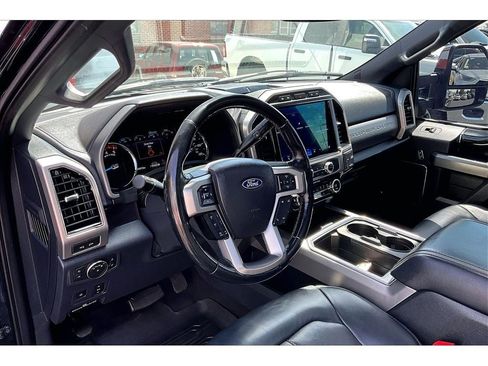 Used 2022 Ford F350 Platinum AWD/4WD image 14