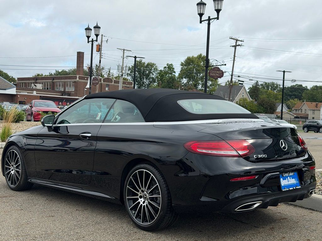 Used 2023 Mercedes-Benz C 300 Cabriolet image 3