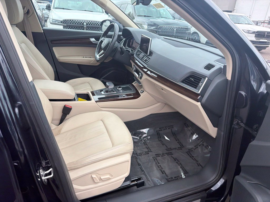 Used 2019 Audi Q5 2.0T Premium Plus w/ Premium Plus Package AWD/4WD image 15