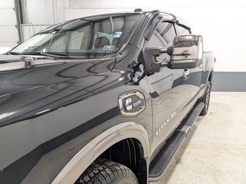 Used 2018 Nissan Titan Platinum Reserve w/ Platinum Utility Package image 7