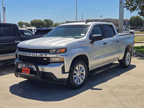 Used 2022 Chevrolet Silverado 1500 Custom RWD image 3