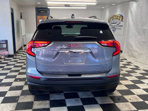 Used 2018 GMC Terrain SLE w/ Driver Convenience Package image 11