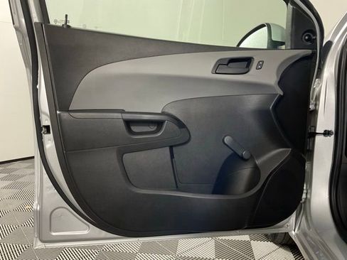 Used 2020 Chevrolet Sonic LT image 12