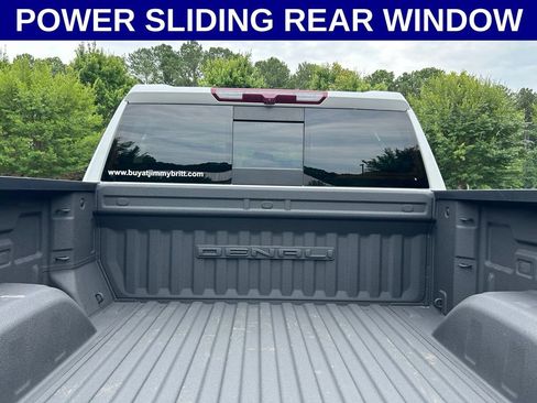 Used 2023 GMC Sierra 1500 Denali AWD/4WD image 16