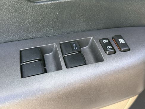 Used 2012 Toyota Tundra 2WD CrewMax image 25