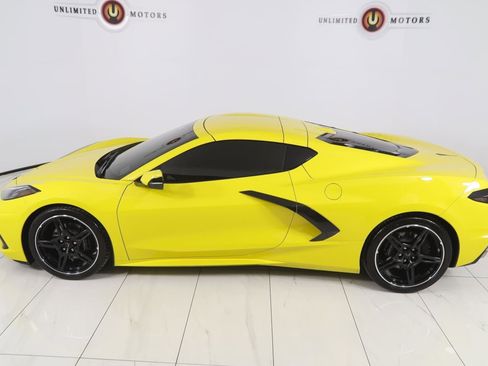 Used 2025 Chevrolet Corvette Stingray Premium Cpe w/ Stealth Interior Trim Package image 37