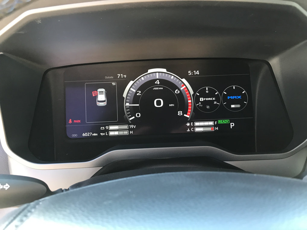 Certified 2025 Toyota Sequoia Platinum AWD/4WD image 17