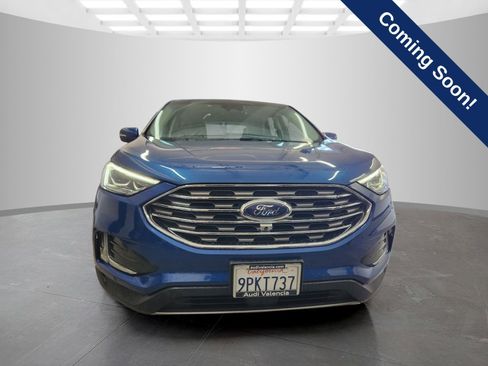 Used 2022 Ford Edge Titanium w/ Equipment Group 301A AWD/4WD image 2