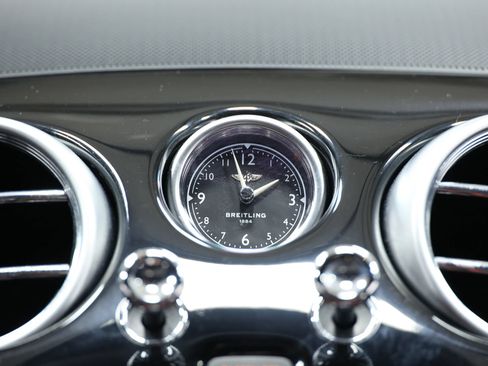 Used 2017 Bentley Flying Spur S W12 AWD/4WD image 36
