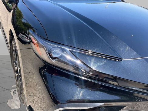 Used 2025 Toyota Camry SE w/ Convenience Package FWD image 28