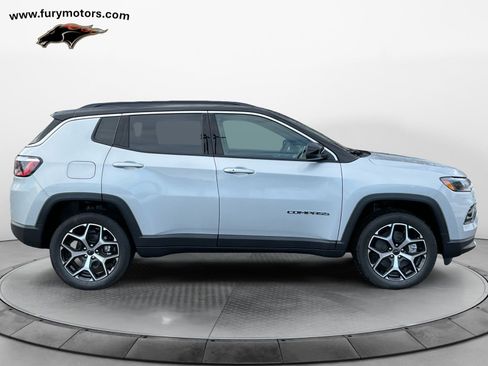 New 2026 Jeep Compass Limited AWD/4WD image 2