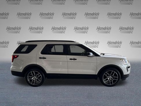 Used 2018 Ford Explorer Sport AWD/4WD image 10
