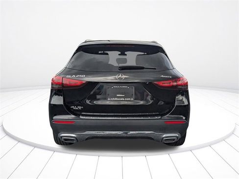 Used 2023 Mercedes-Benz GLA 250 4MATIC image 4