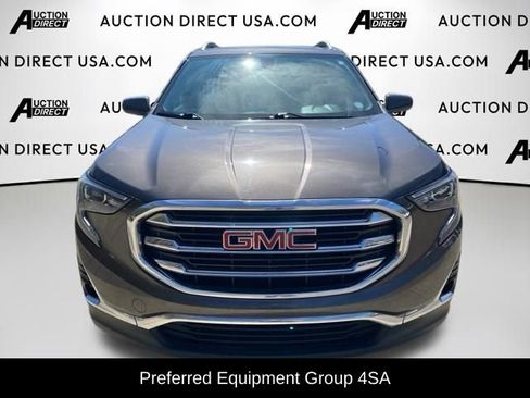 Used 2019 GMC Terrain SLT w/ Preferred Package image 2